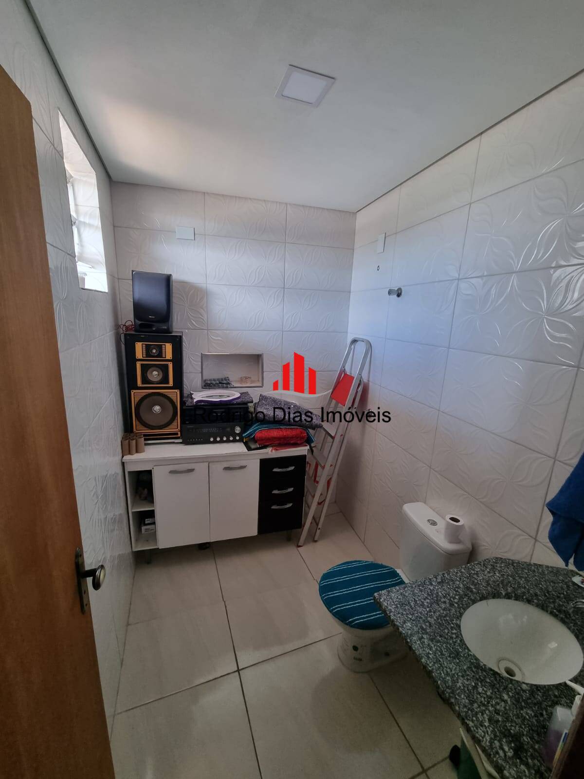 Casa à venda com 4 quartos, 270m² - Foto 16