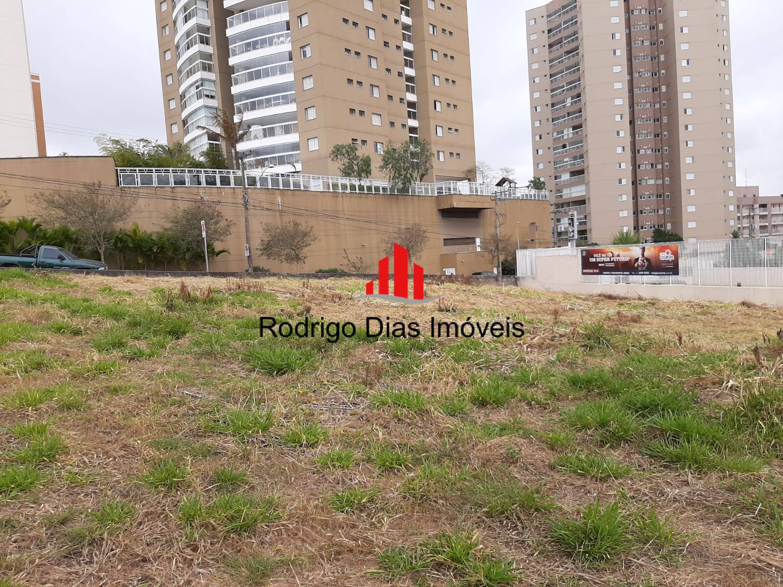 Terreno à venda, 1380m² - Foto 2