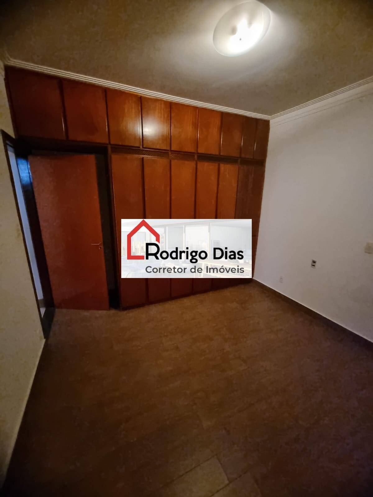 Casa à venda com 3 quartos, 350m² - Foto 14