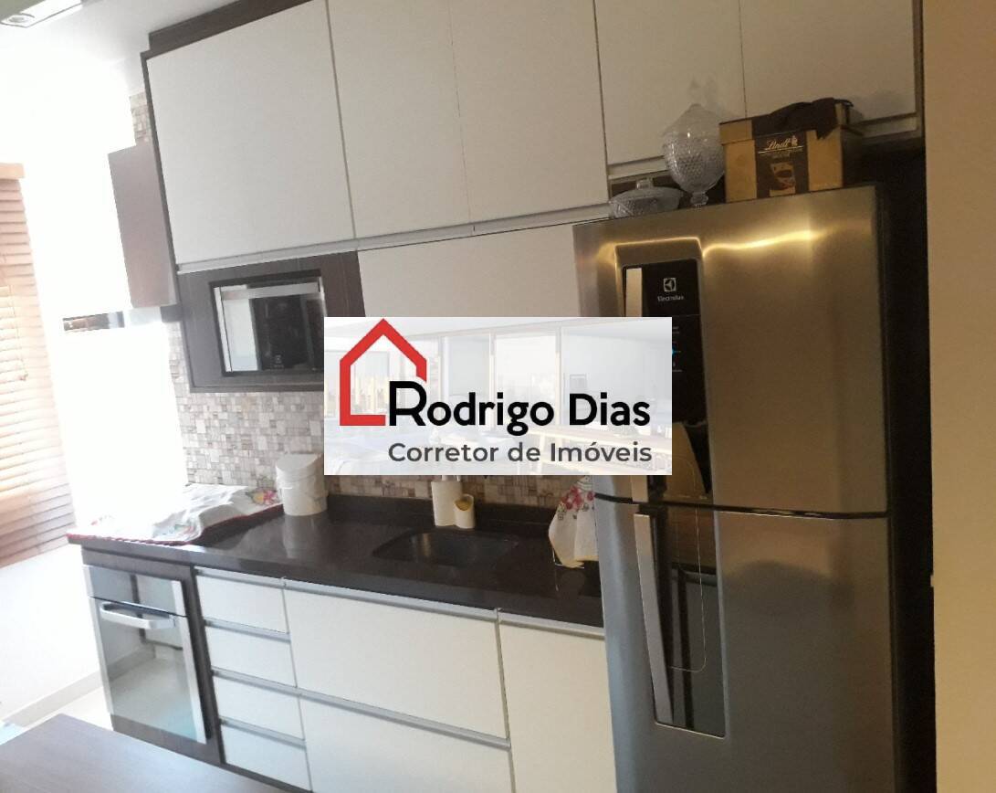 Apartamento à venda com 2 quartos, 60m² - Foto 4