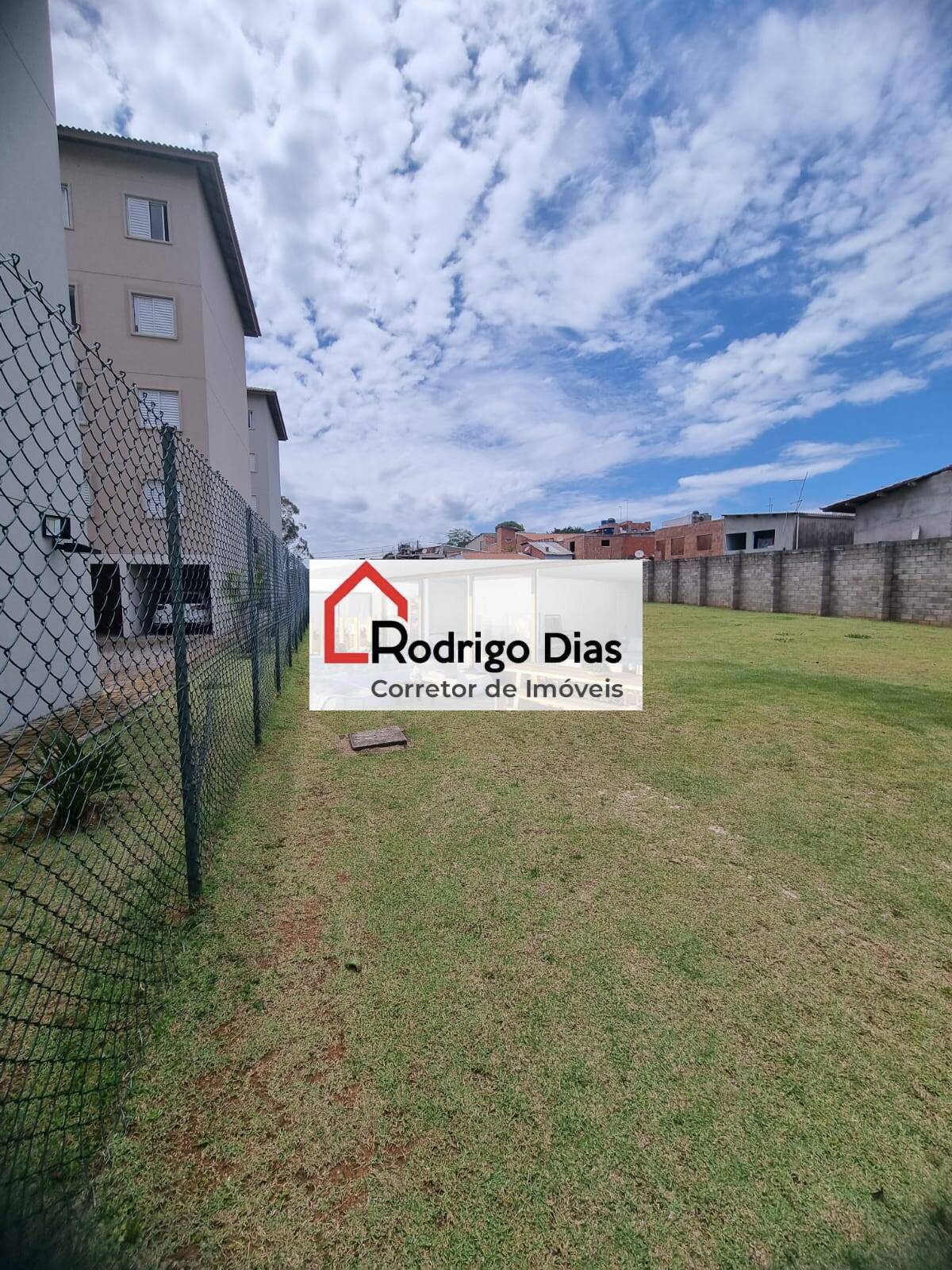 Apartamento à venda com 2 quartos, 60m² - Foto 13