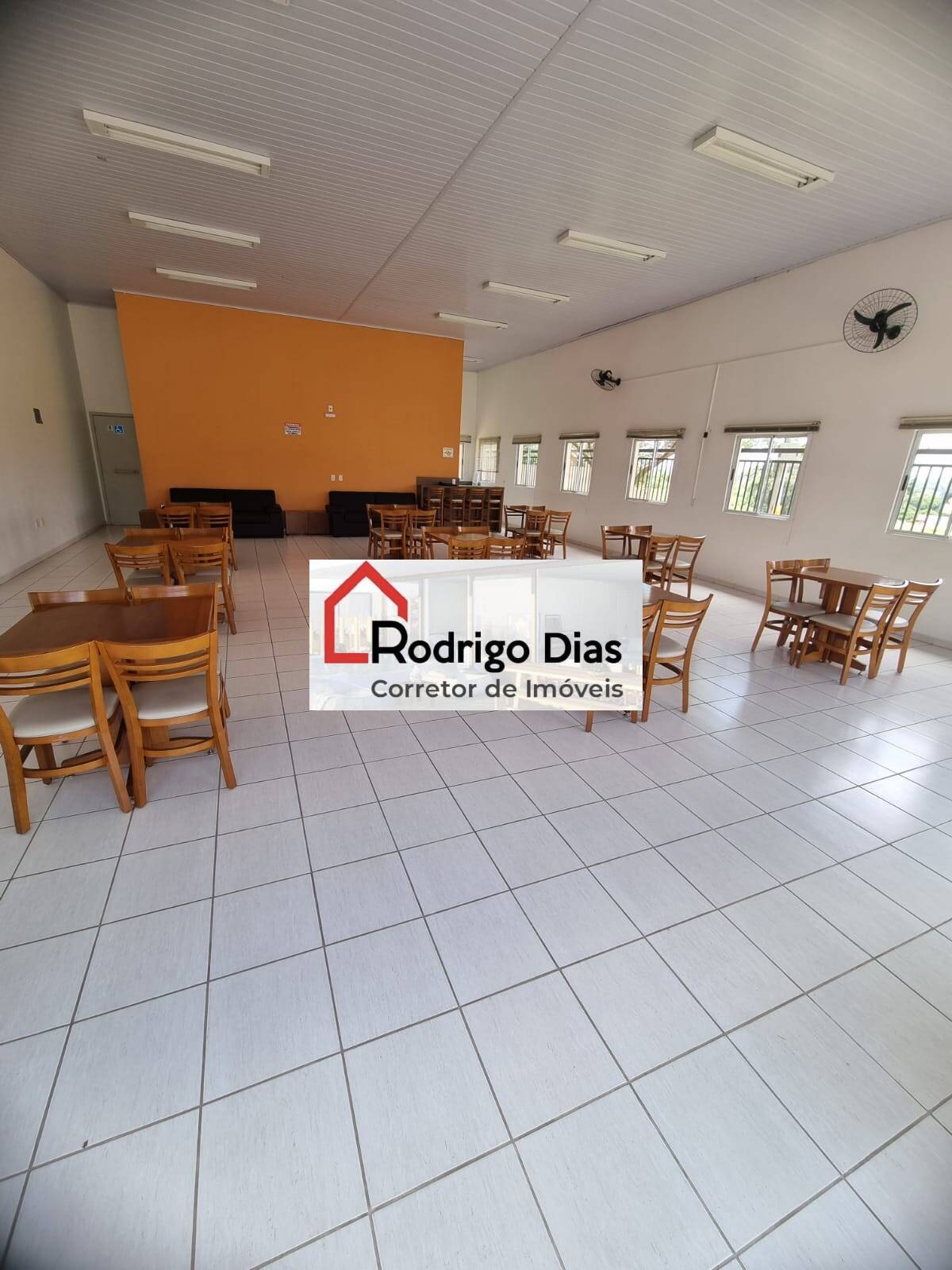 Apartamento à venda com 2 quartos, 60m² - Foto 15