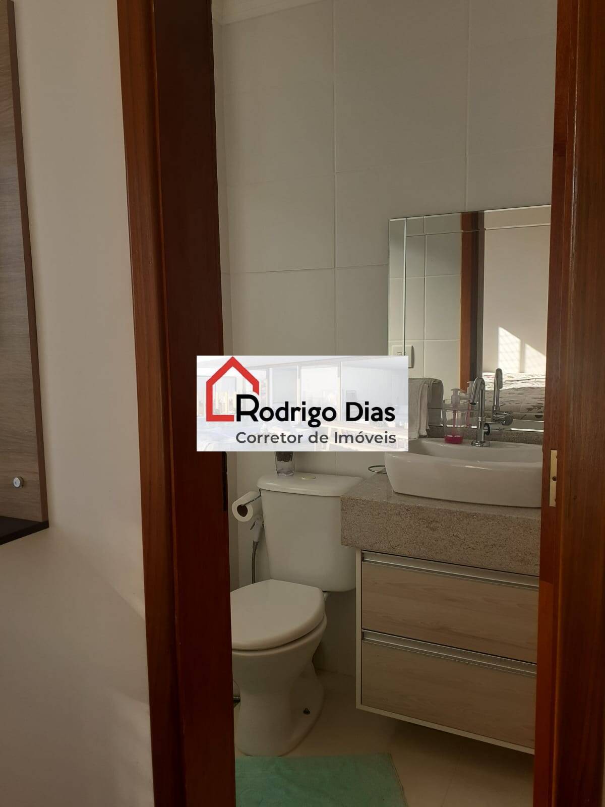 Apartamento à venda com 2 quartos, 66m² - Foto 11