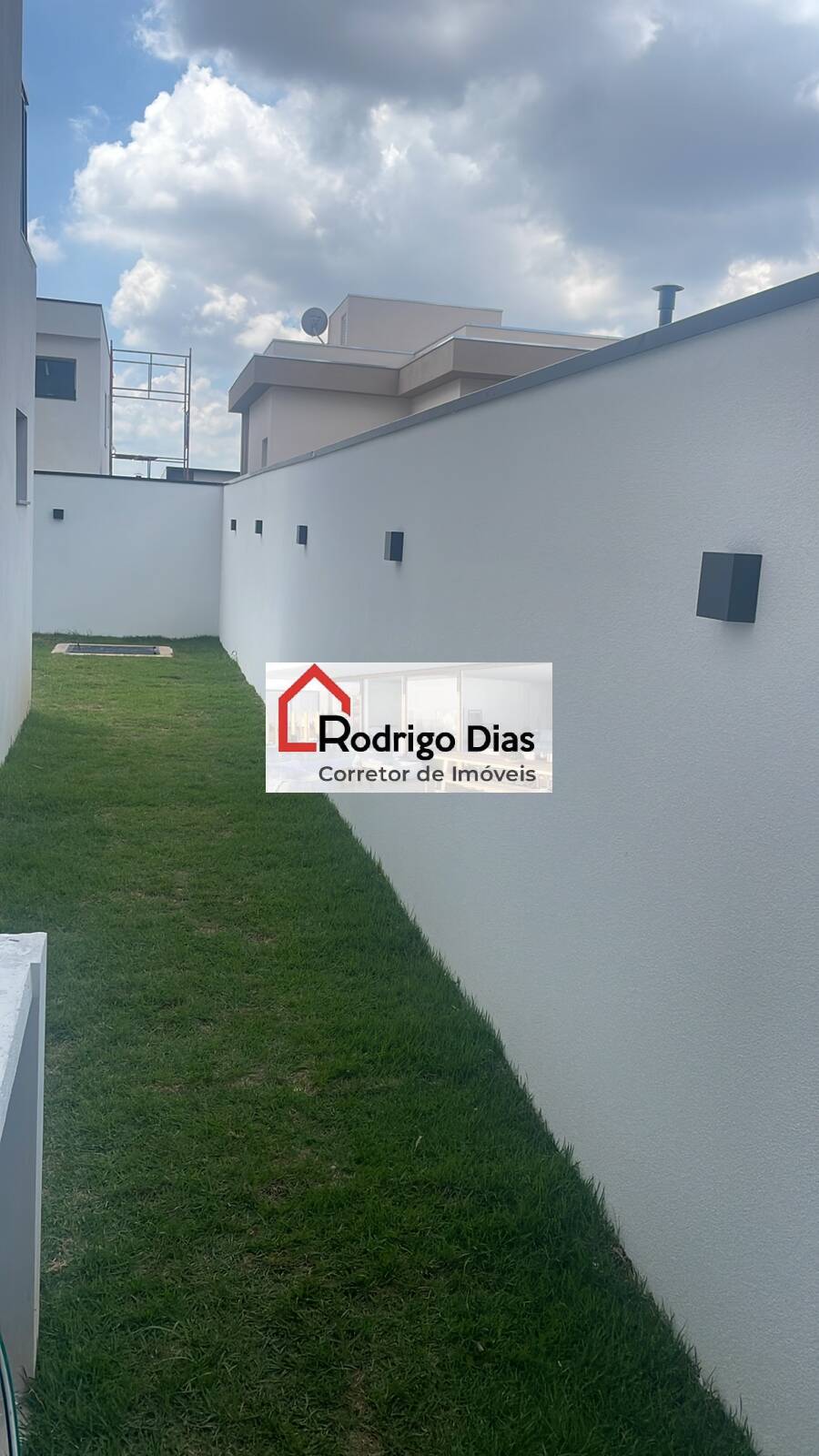 Casa de Condomínio à venda com 3 quartos, 236m² - Foto 15