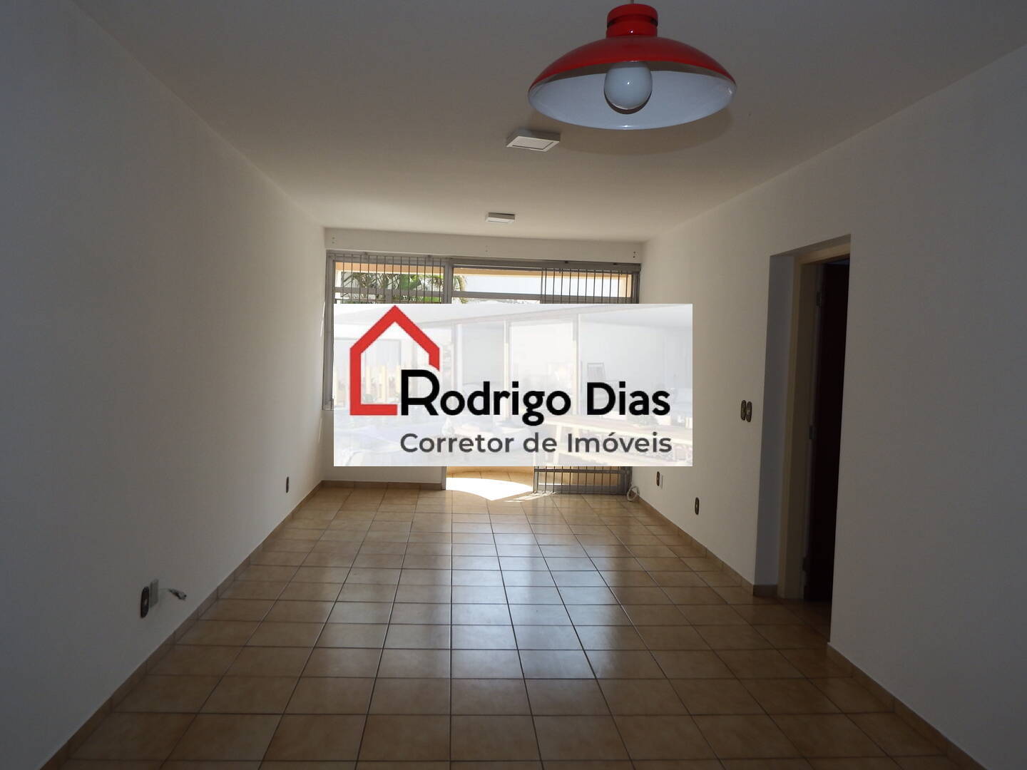 Apartamento à venda com 2 quartos, 110m² - Foto 1