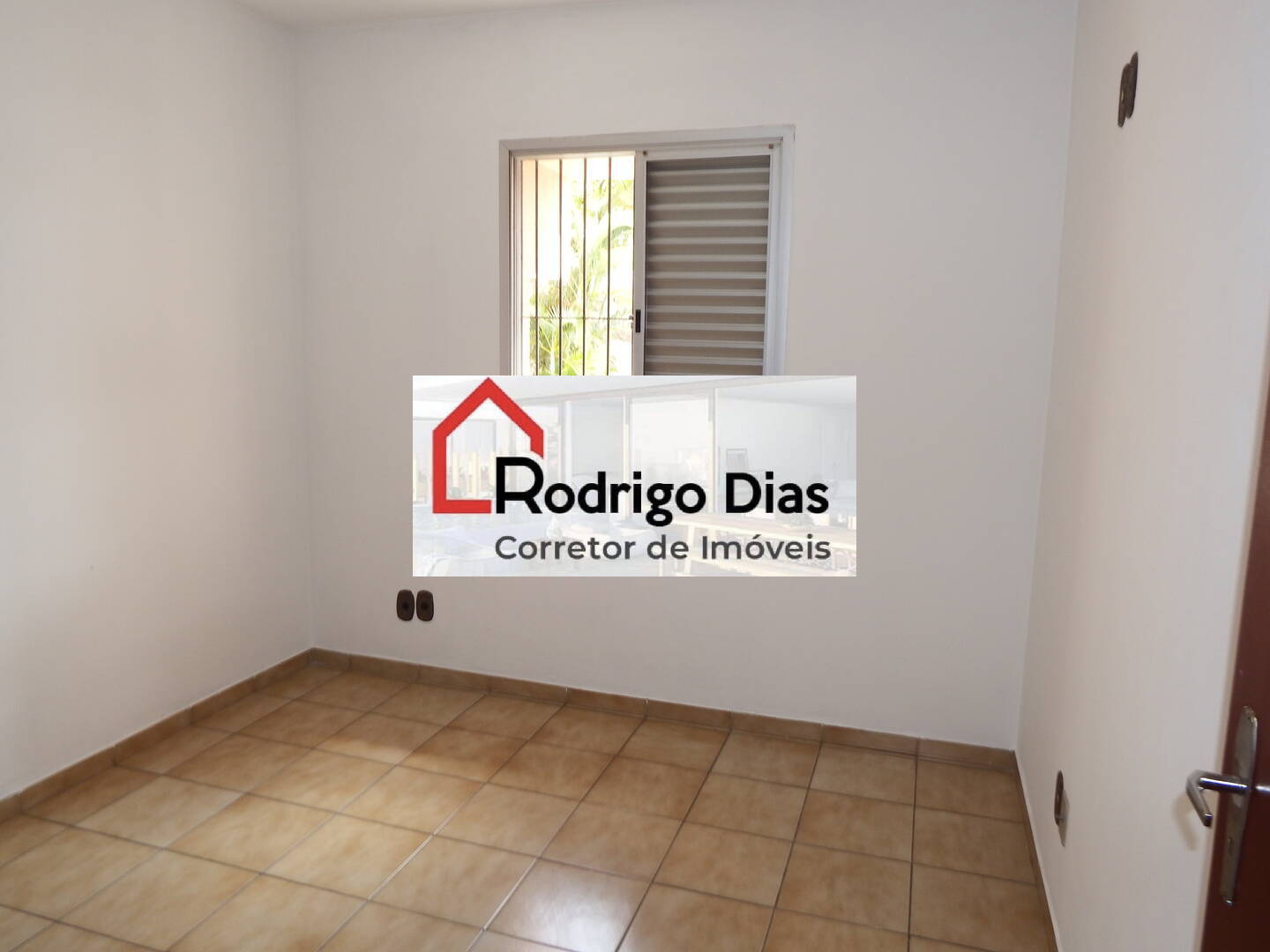 Apartamento à venda com 2 quartos, 110m² - Foto 12