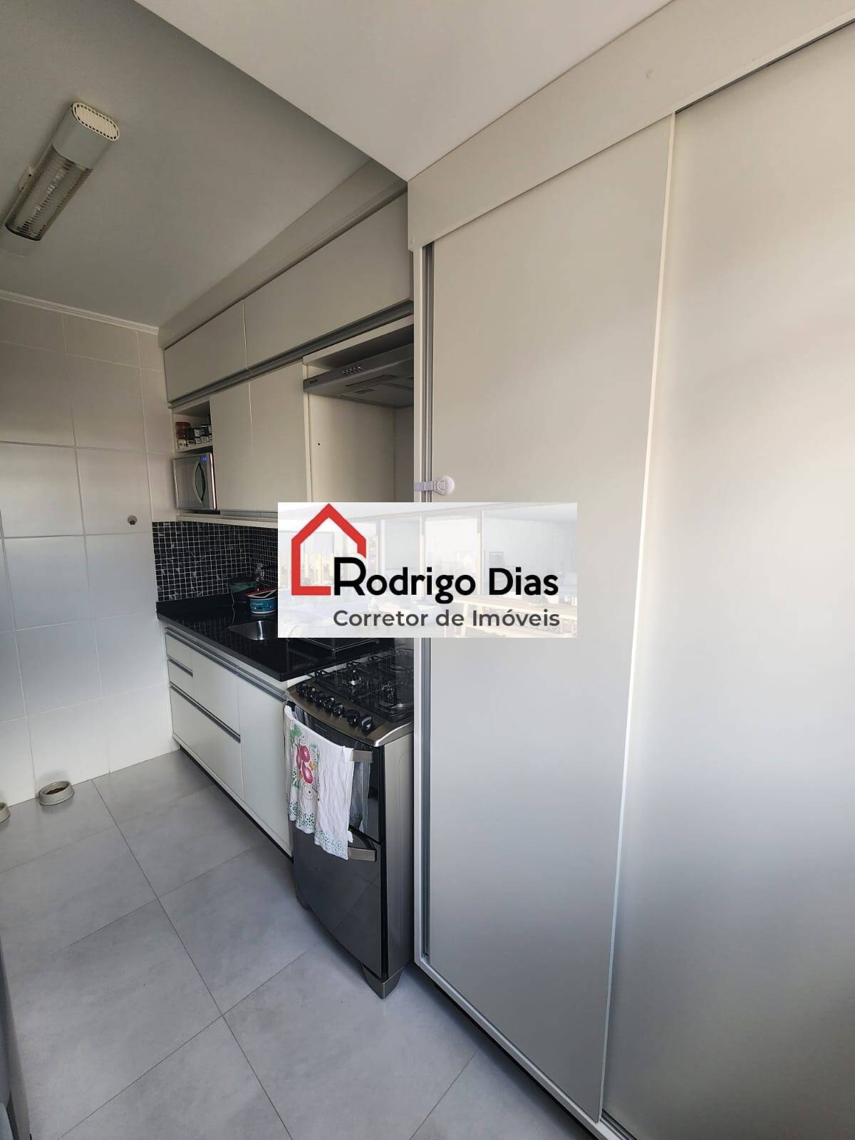 Apartamento à venda com 2 quartos, 54m² - Foto 11