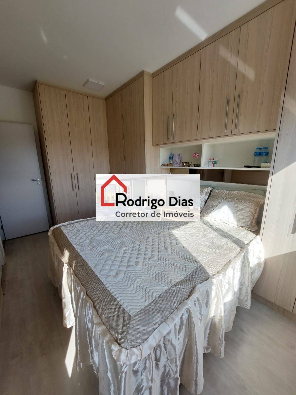 Apartamento à venda com 3 quartos, 83m² - Foto 15