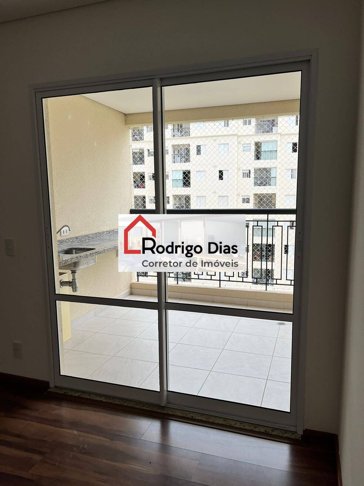 Apartamento à venda com 2 quartos, 76m² - Foto 12