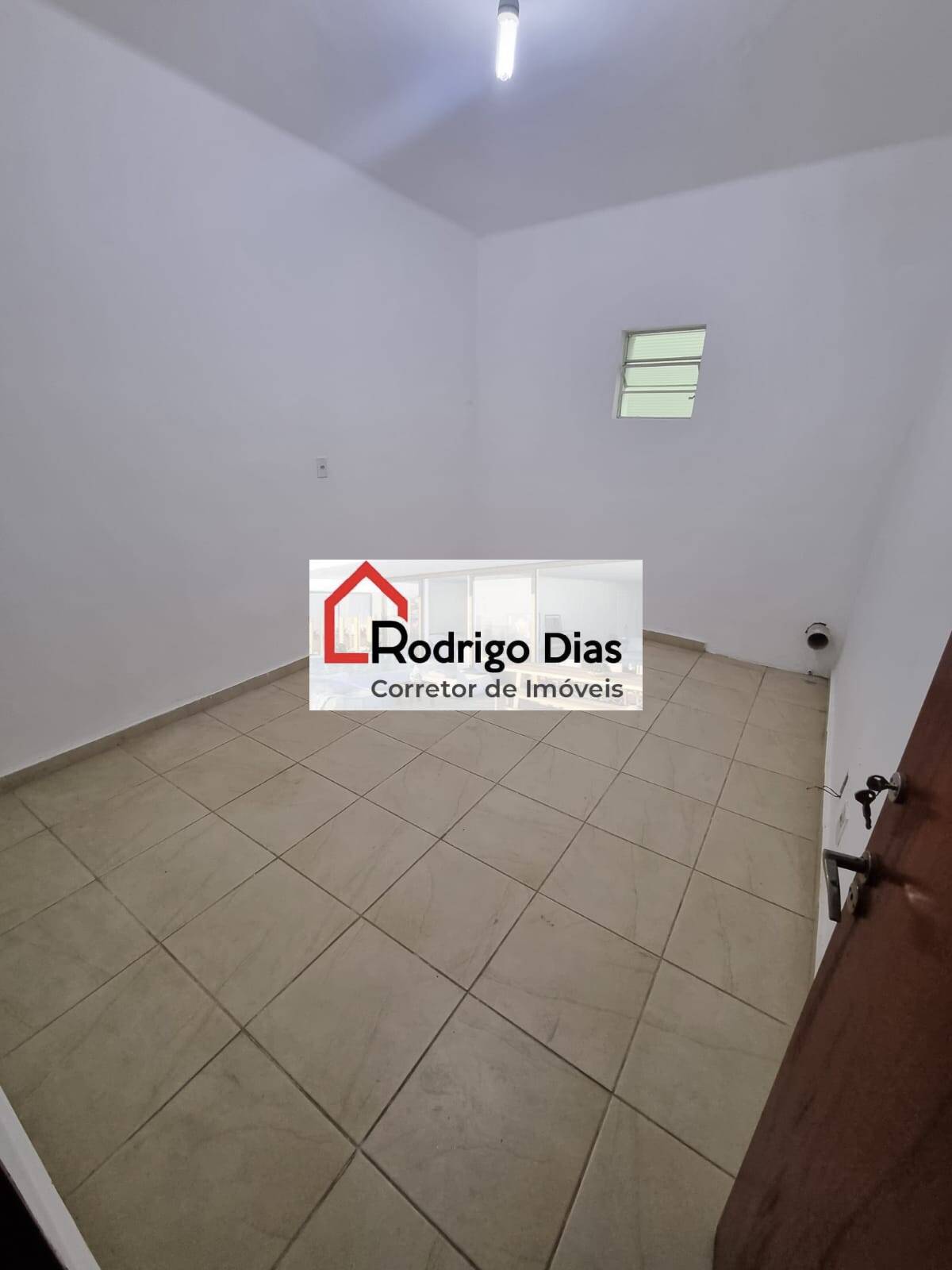 Prédio Inteiro para alugar, 600m² - Foto 13