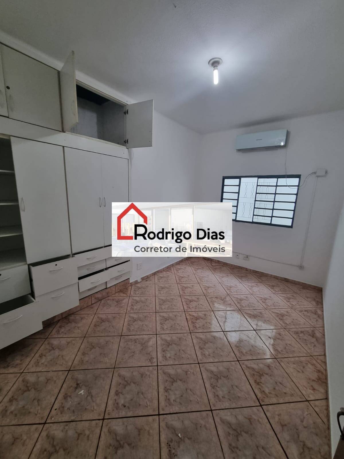 Prédio Inteiro para alugar, 600m² - Foto 16