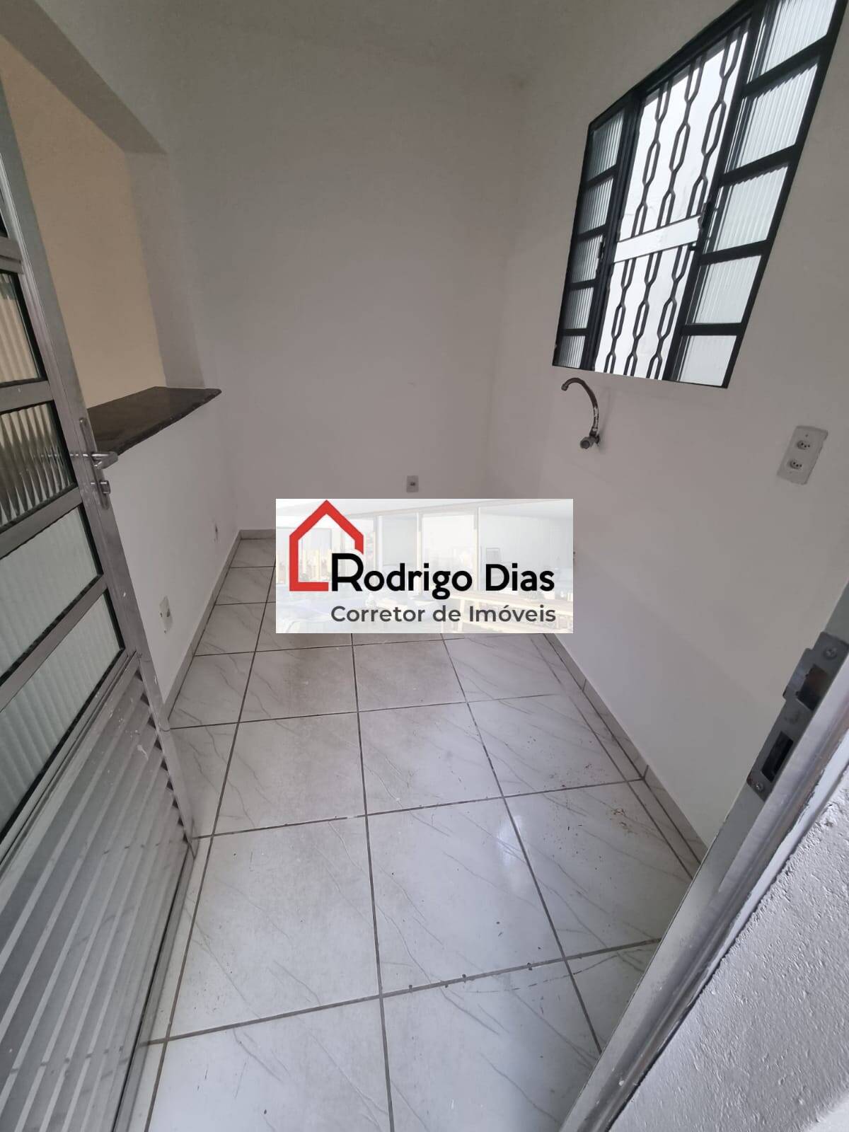 Prédio Inteiro para alugar, 600m² - Foto 34