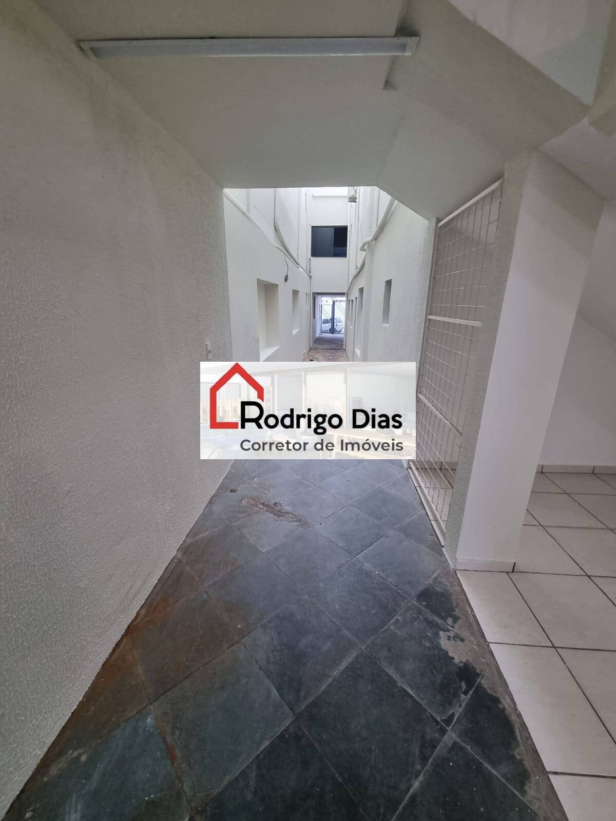 Prédio Inteiro para alugar, 600m² - Foto 35