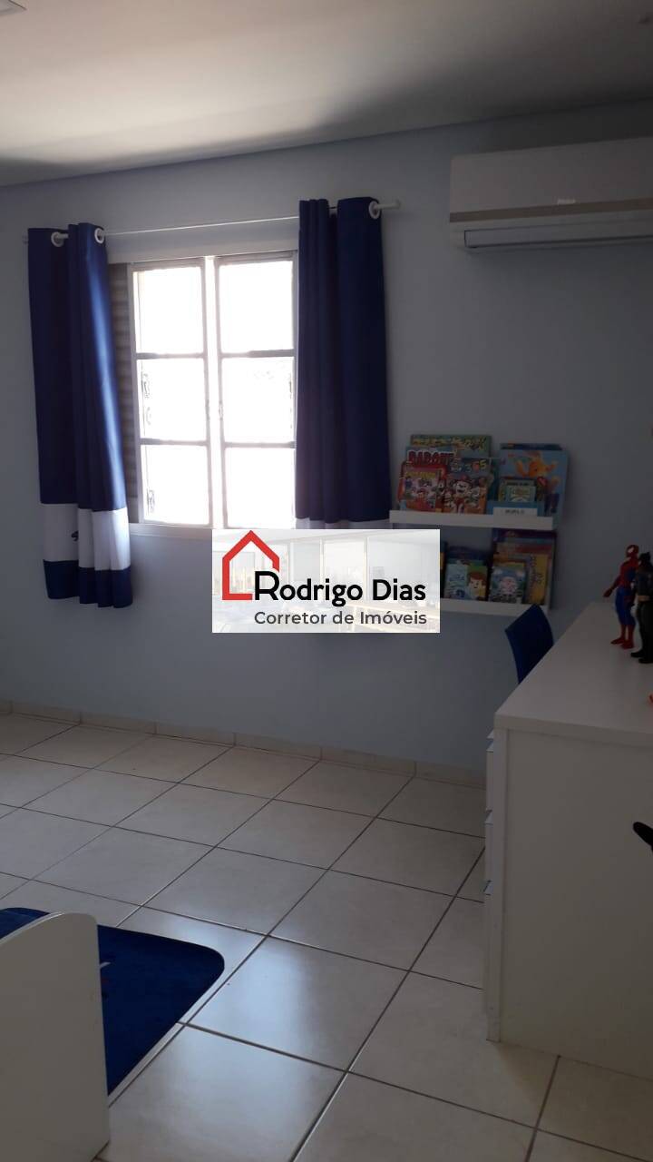 Casa de Condomínio à venda com 4 quartos, 300m² - Foto 19