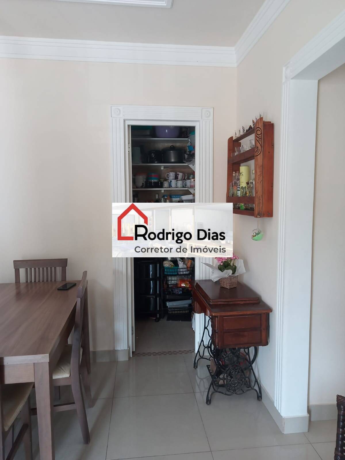 Apartamento à venda com 3 quartos, 74m² - Foto 19