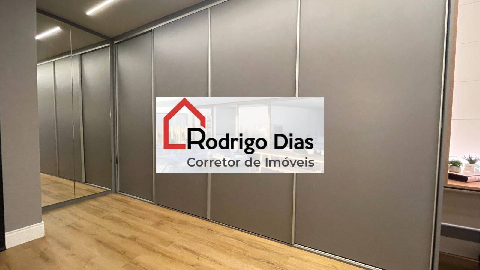 Casa de Condomínio à venda com 3 quartos, 250m² - Foto 2