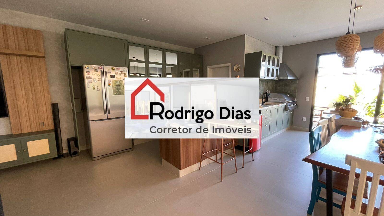 Casa de Condomínio à venda com 3 quartos, 250m² - Foto 6