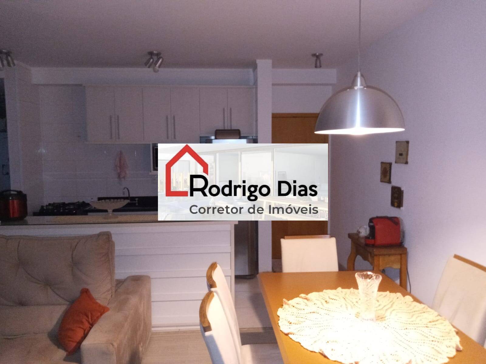 Apartamento à venda com 2 quartos, 74m² - Foto 1