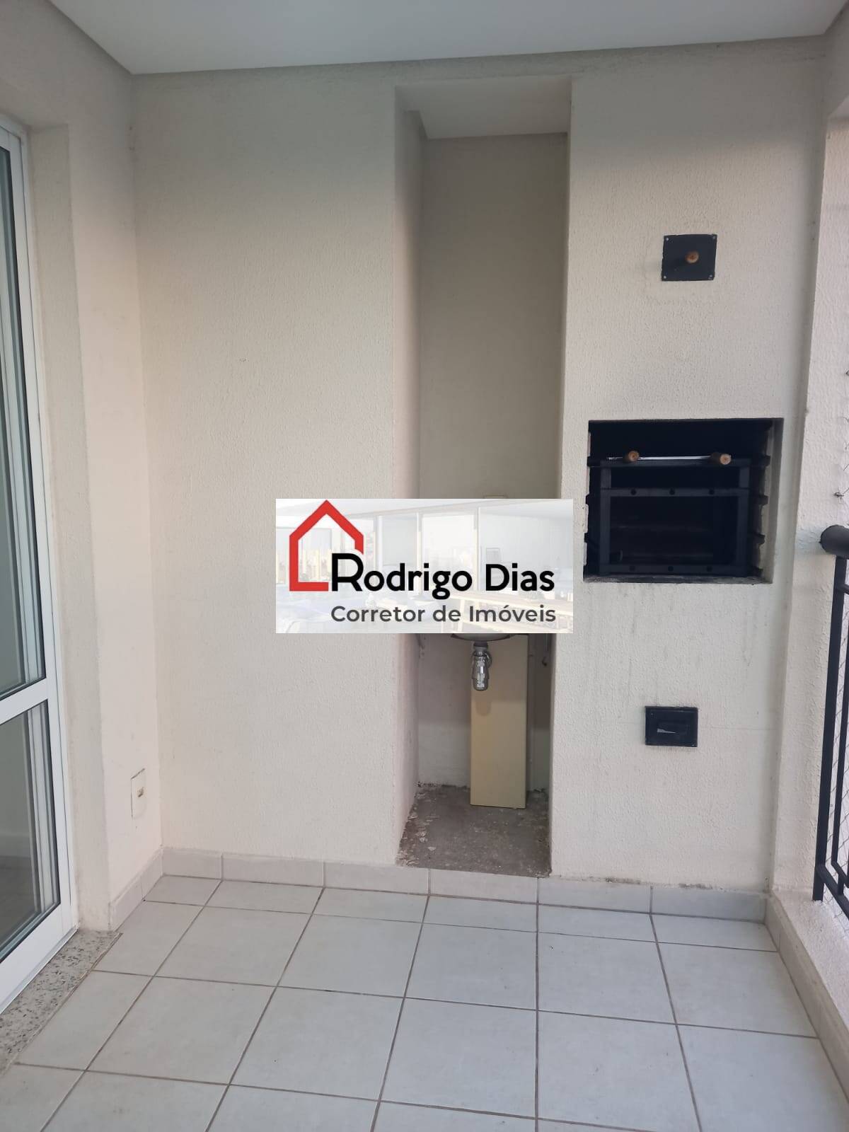 Apartamento à venda com 2 quartos, 78m² - Foto 3