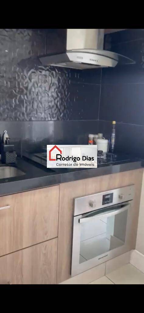 Apartamento à venda com 3 quartos, 83m² - Foto 2