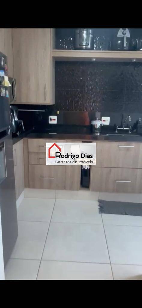 Apartamento à venda com 3 quartos, 83m² - Foto 9