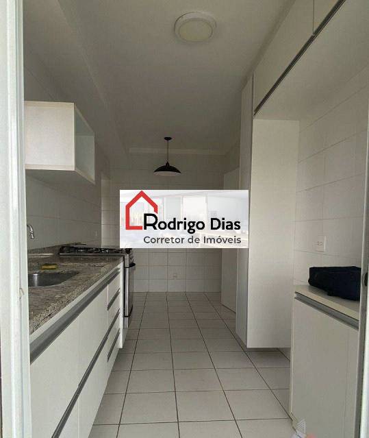 Apartamento à venda com 3 quartos, 111m² - Foto 19