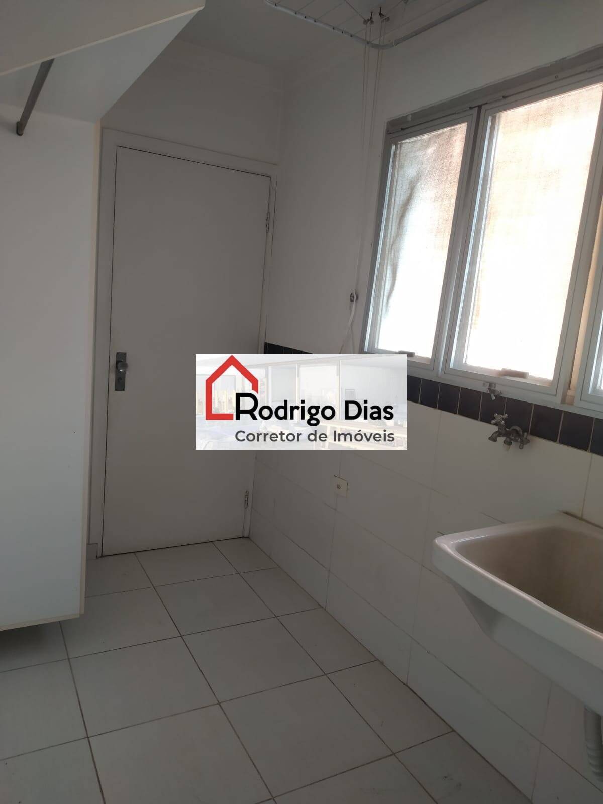 Apartamento à venda com 3 quartos, 155m² - Foto 6