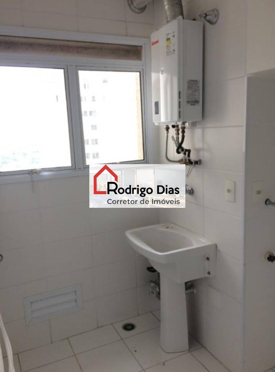 Apartamento para alugar com 3 quartos, 111m² - Foto 12