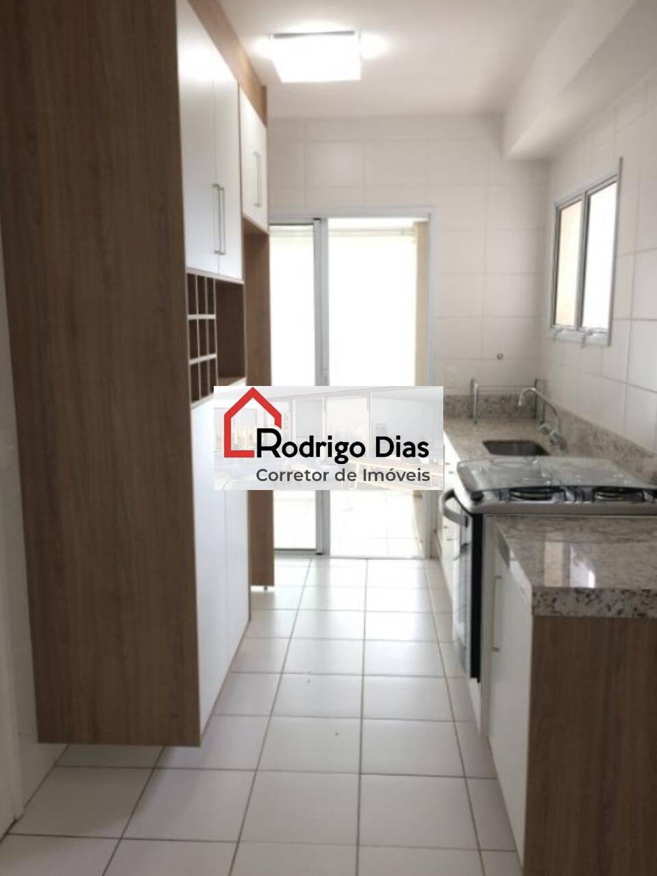 Apartamento para alugar com 3 quartos, 111m² - Foto 18