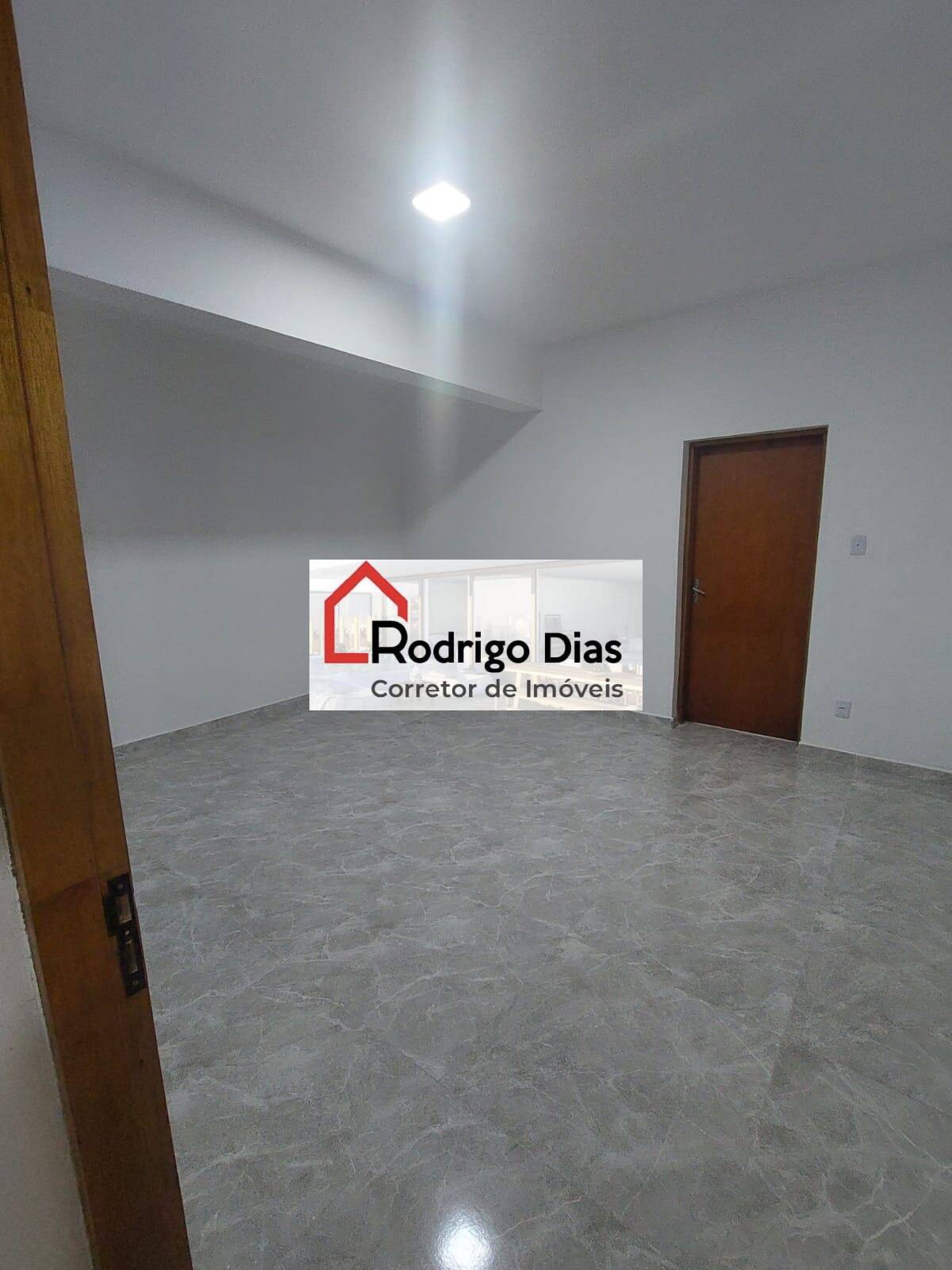 Casa à venda e aluguel com 5 quartos, 148m² - Foto 16