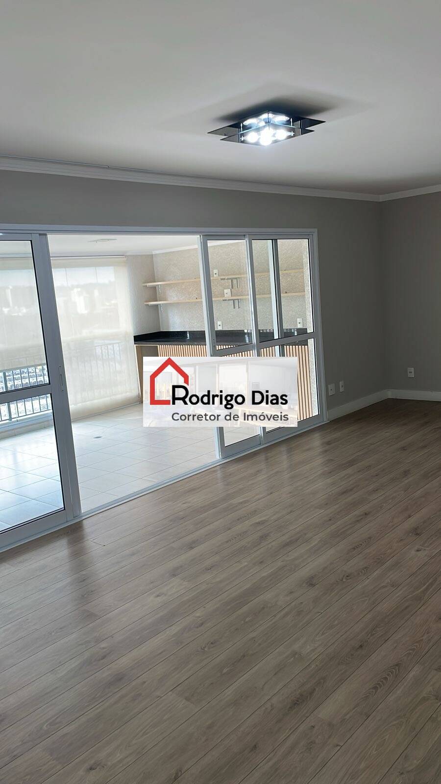 Apartamento para alugar com 3 quartos, 163m² - Foto 2