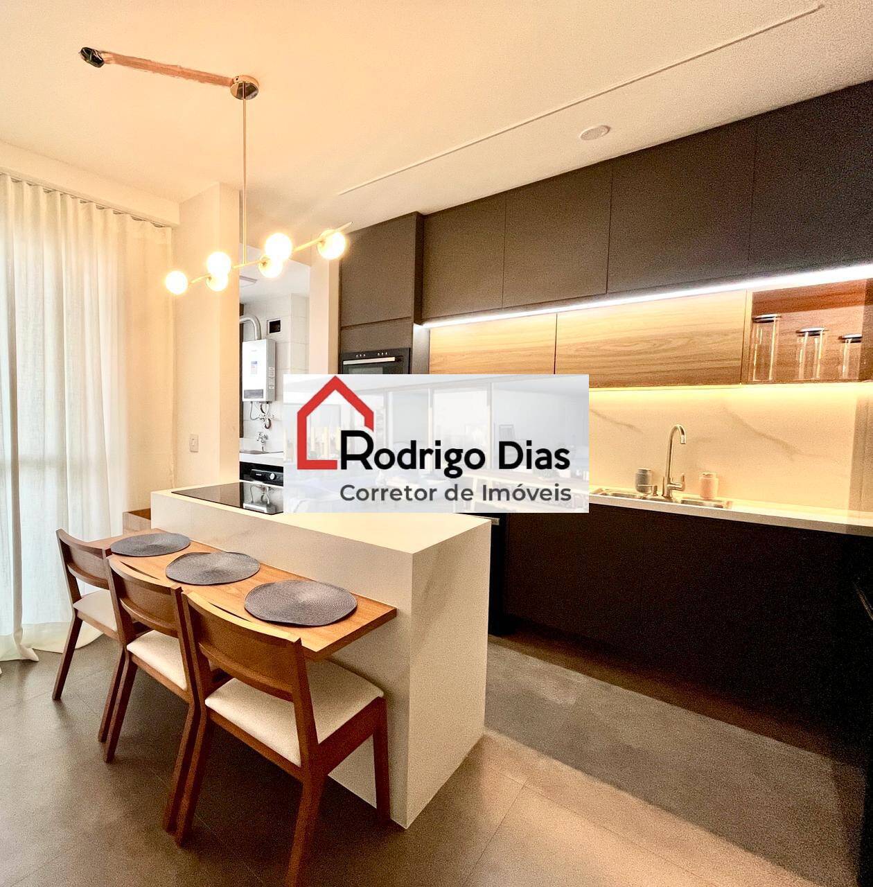 Apartamento à venda com 2 quartos, 61m² - Foto 1