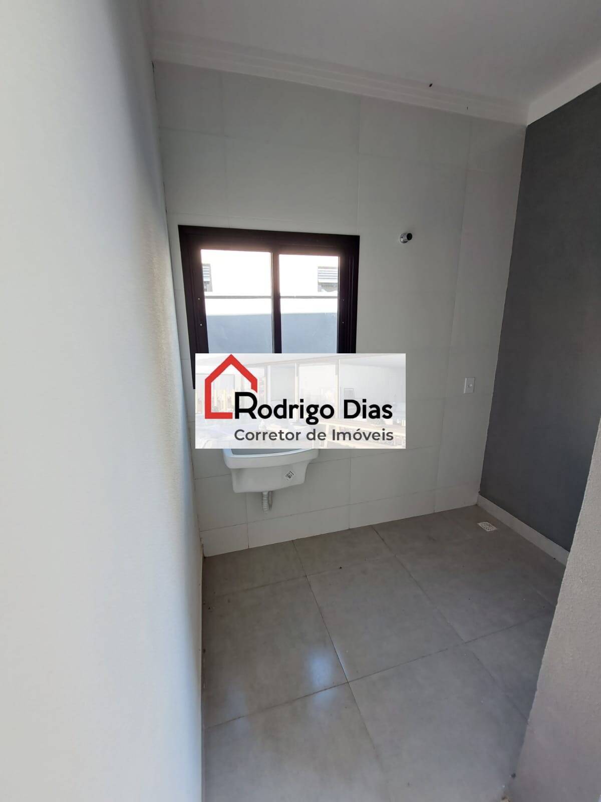 Casa de Condomínio à venda com 3 quartos, 250m² - Foto 6