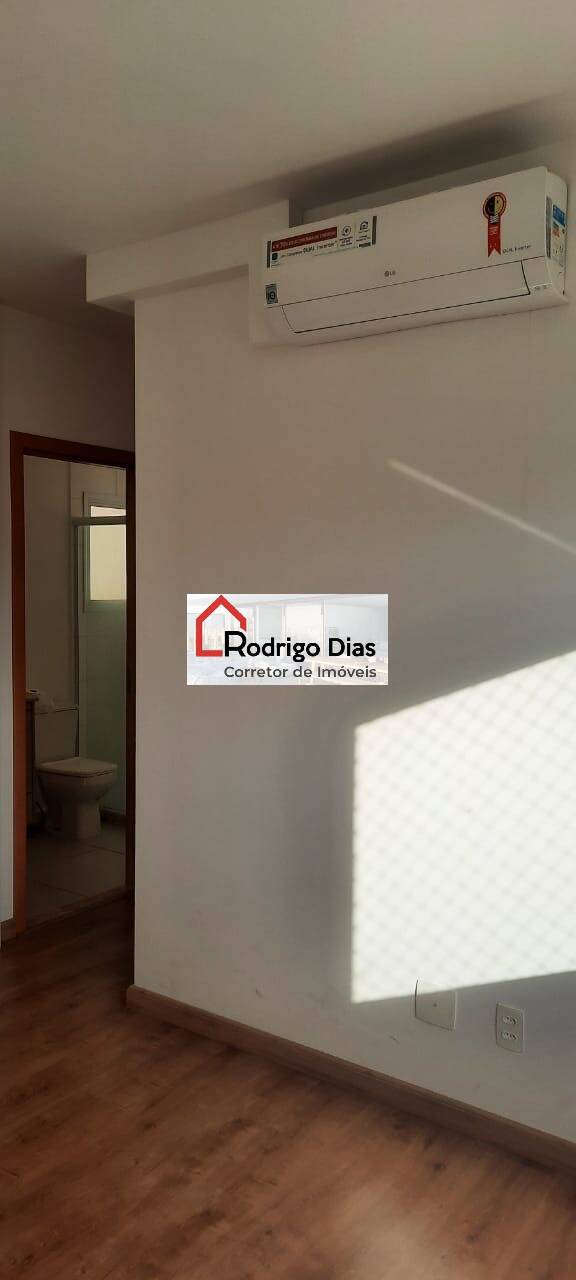 Apartamento para alugar com 3 quartos, 101m² - Foto 2