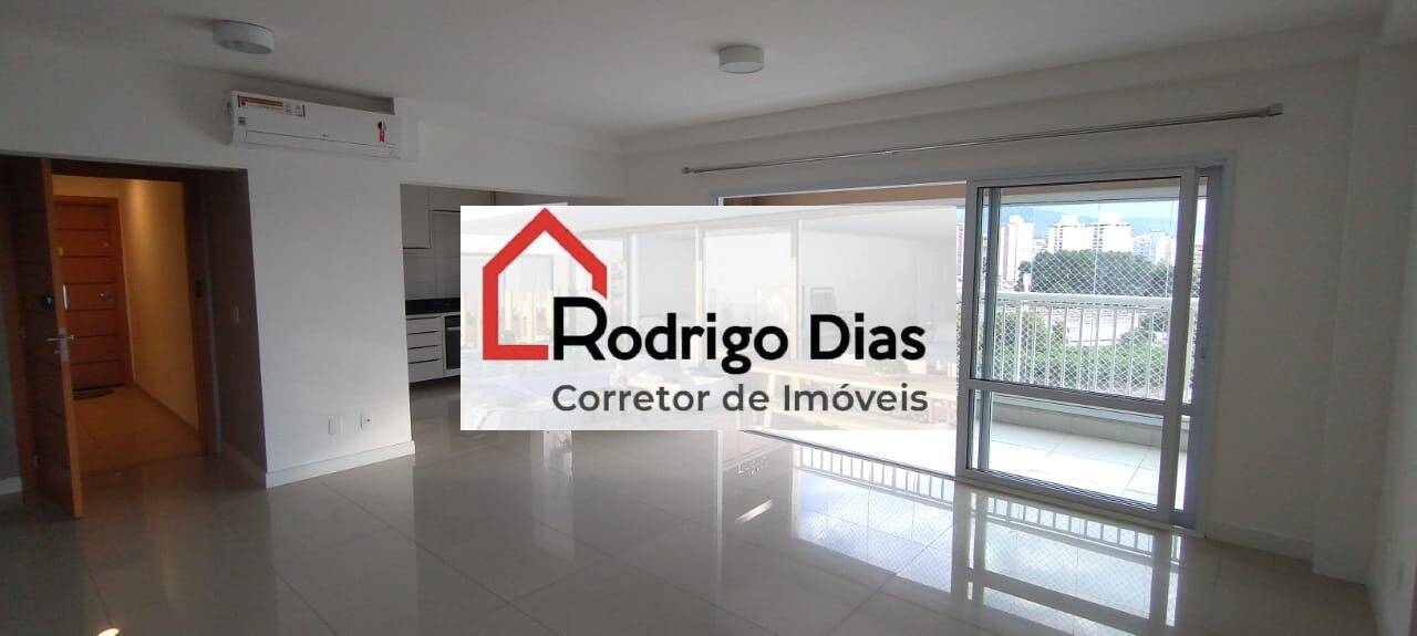 Apartamento para alugar com 3 quartos, 101m² - Foto 1