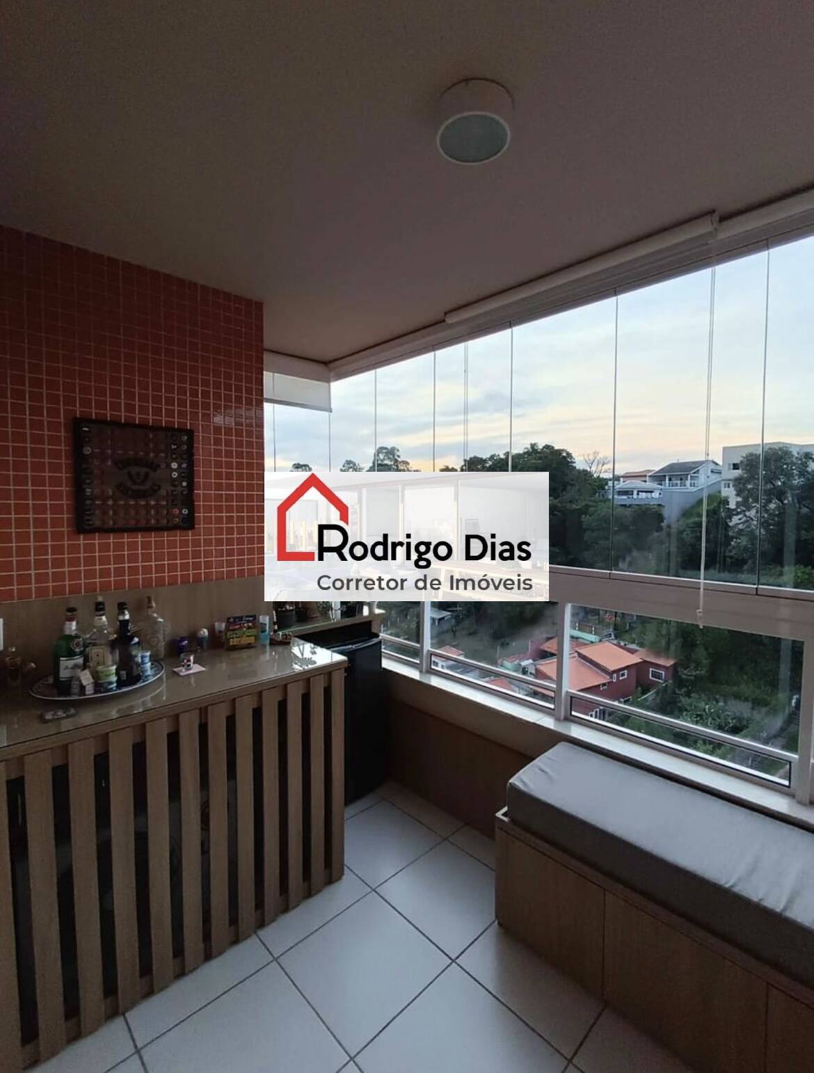 Apartamento à venda com 2 quartos, 77m² - Foto 6