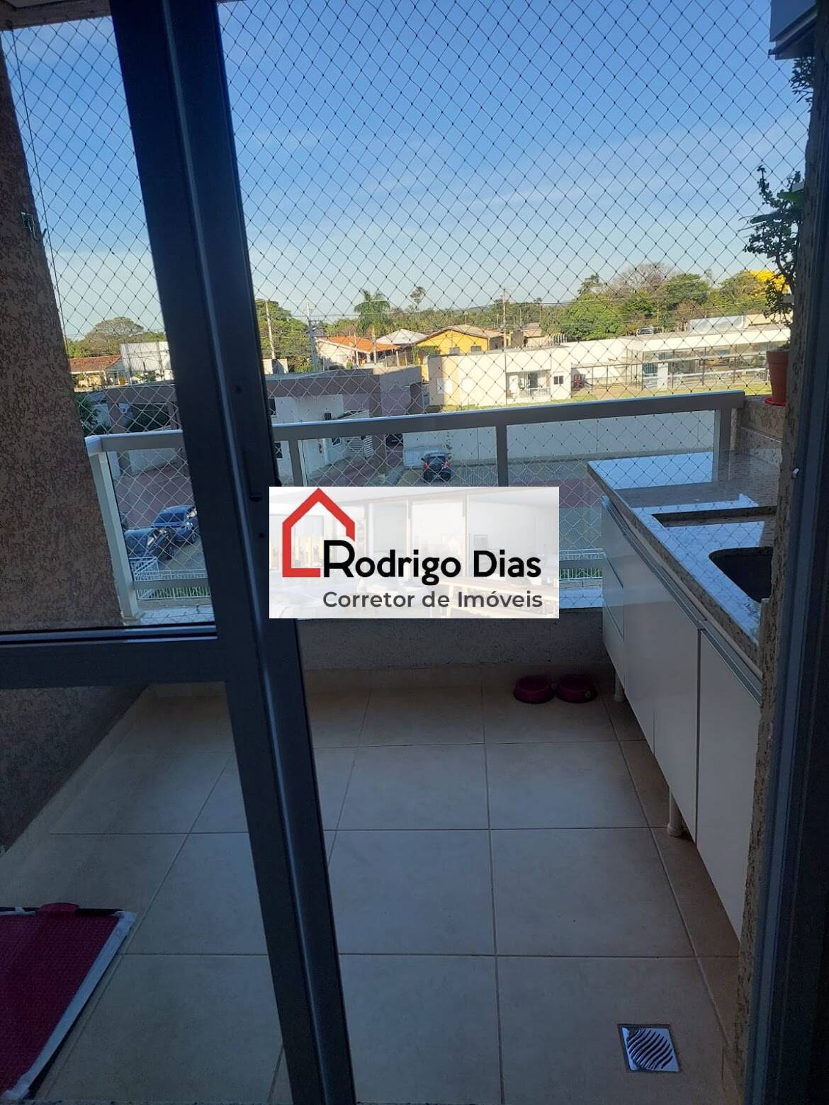 Apartamento à venda e aluguel com 2 quartos, 74m² - Foto 2