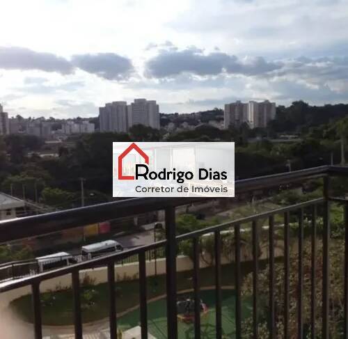 Apartamento para alugar com 3 quartos, 82m² - Foto 9