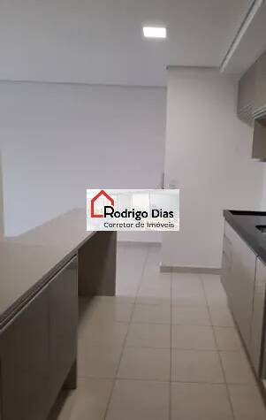 Apartamento à venda com 2 quartos, 61m² - Foto 3