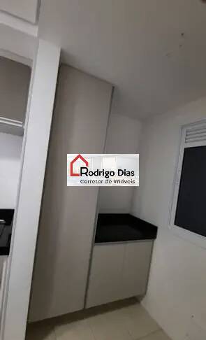 Apartamento à venda com 2 quartos, 61m² - Foto 2