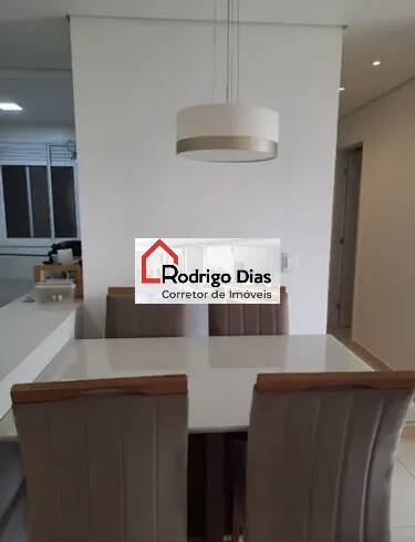 Apartamento à venda com 2 quartos, 61m² - Foto 4