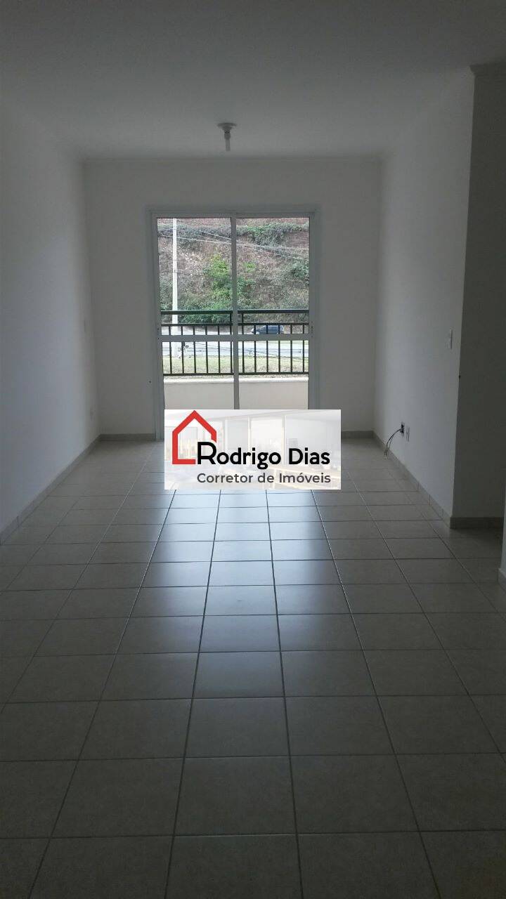 Apartamento à venda com 2 quartos, 72m² - Foto 2