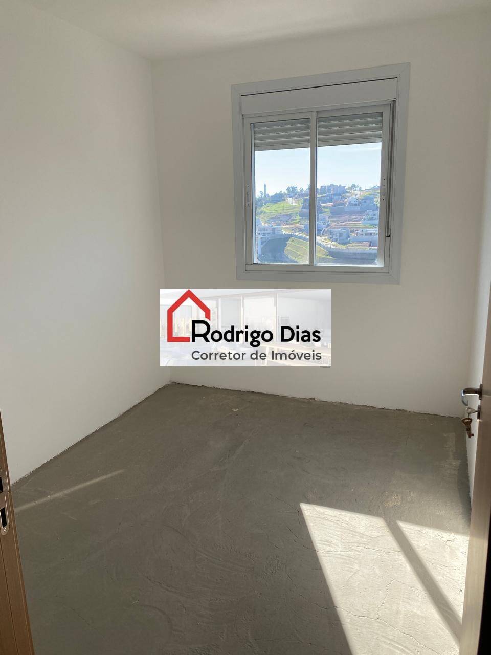 Apartamento à venda com 2 quartos, 82m² - Foto 2