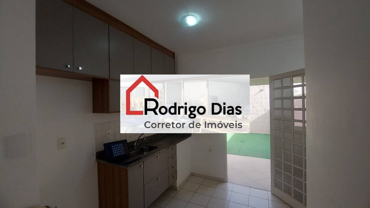 Casa de Condomínio para alugar com 2 quartos, 78m² - Foto 1