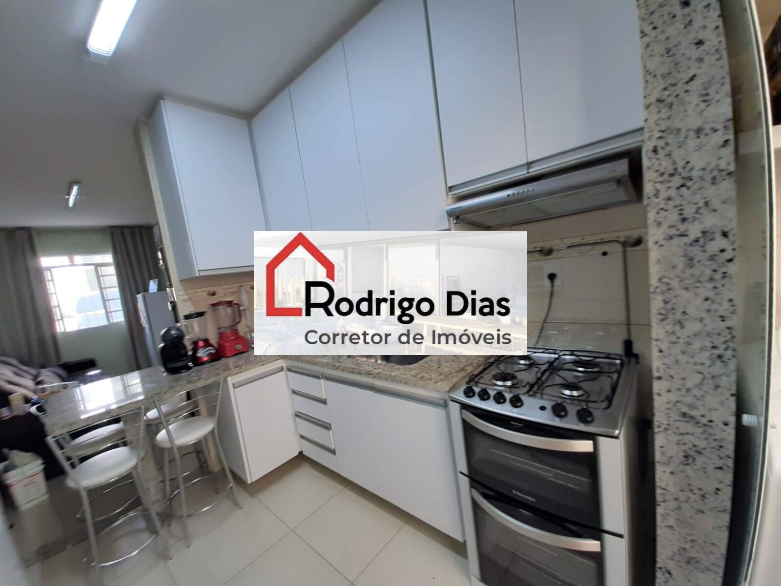 Apartamento à venda com 2 quartos, 54m² - Foto 15