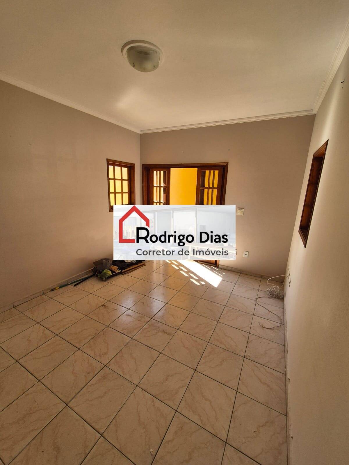 Casa à venda com 2 quartos, 140m² - Foto 18