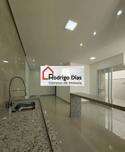 Casa para alugar com 3 quartos, 151m² - Foto 12