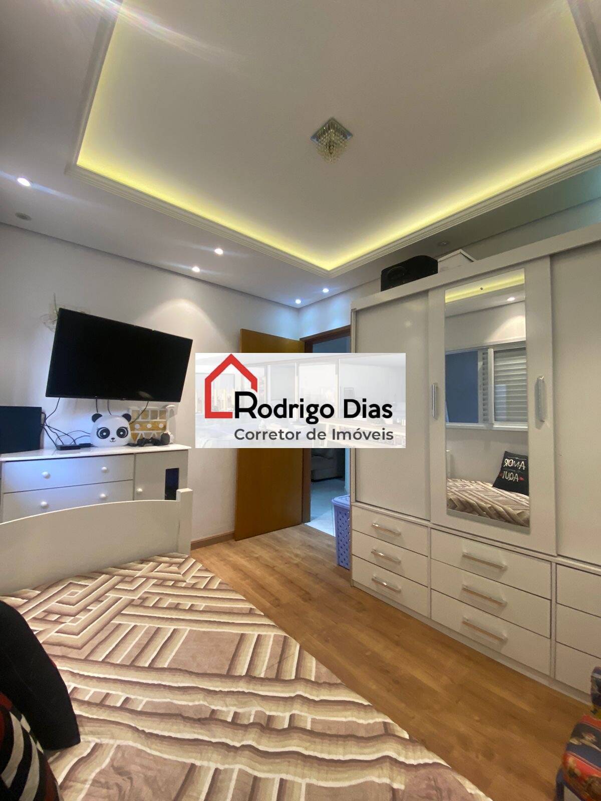 Apartamento à venda com 3 quartos, 145m² - Foto 8