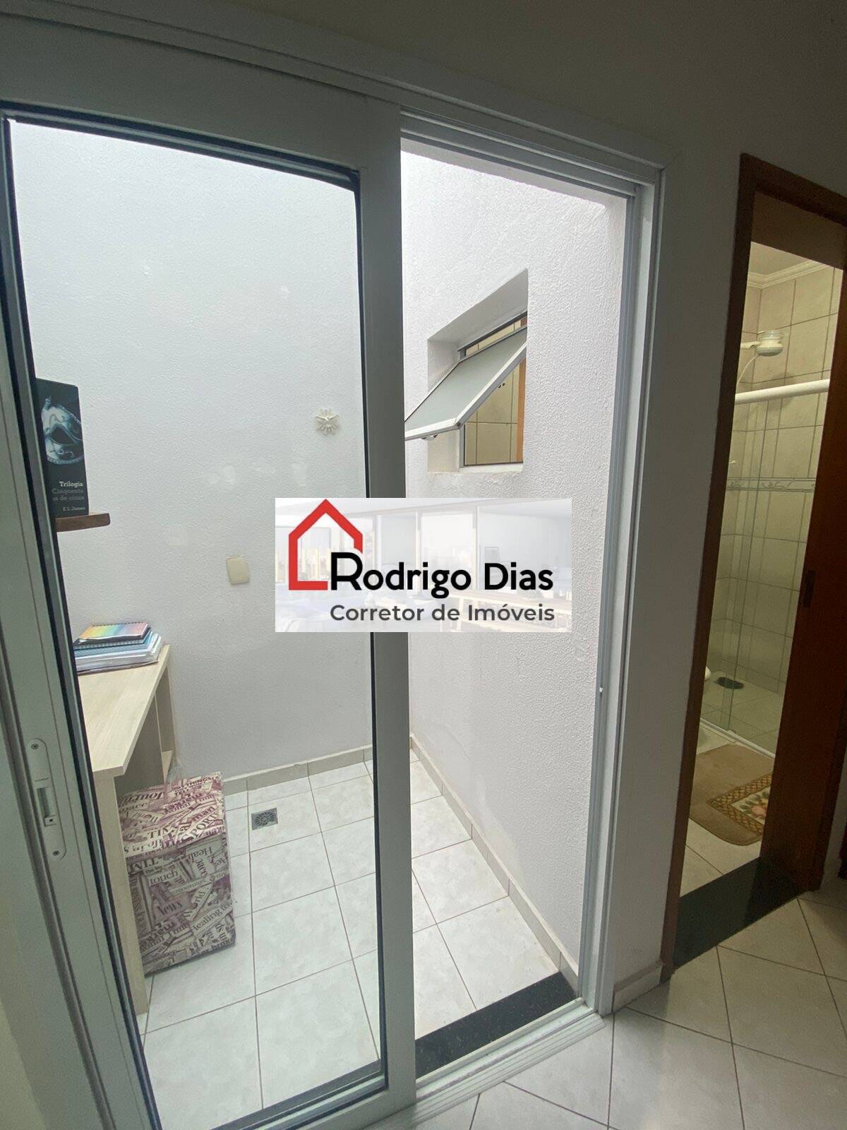 Apartamento à venda com 3 quartos, 145m² - Foto 18