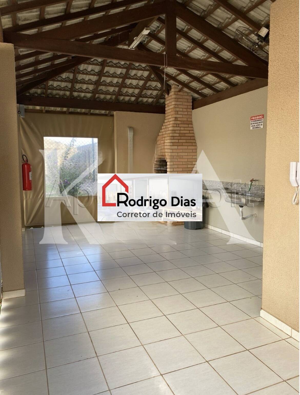 Apartamento à venda com 2 quartos, 60m² - Foto 4